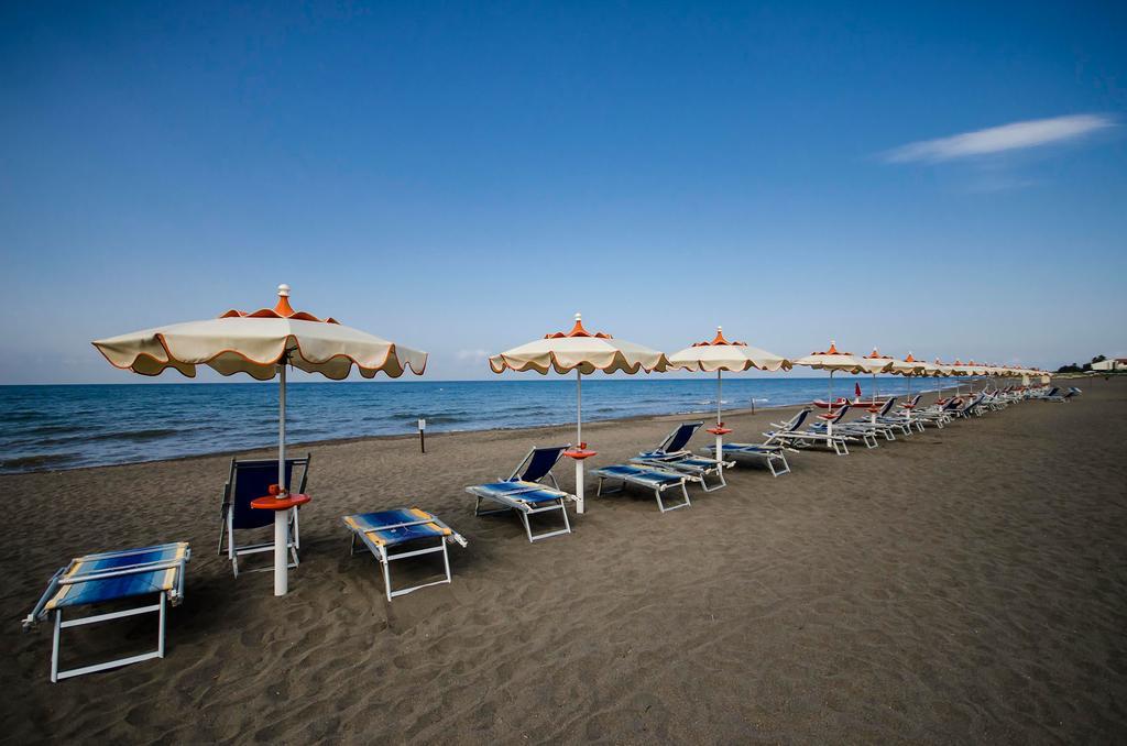 Hotel Gabbiano Porto San Giorgio Extérieur photo
