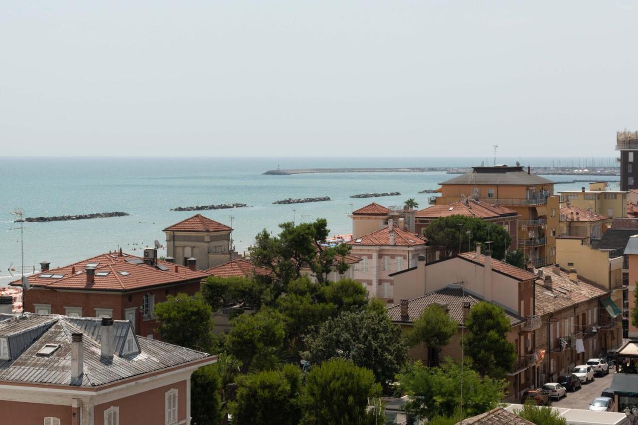 Hotel Gabbiano Porto San Giorgio Extérieur photo